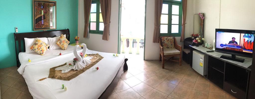 Khách sạn Goldsea Patong